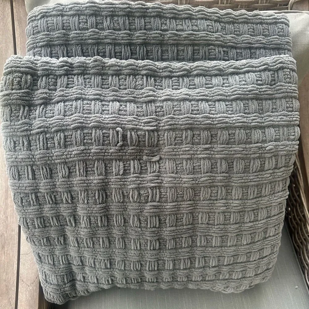 Pottery Barn Set Of Chenille Gray Pillow Covers (2) 20”x20”